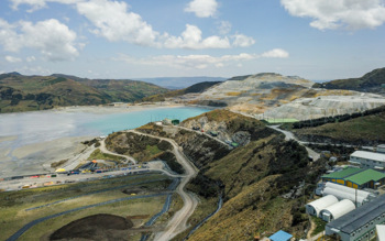 Gold Fields implementa inteligencia artificial para anticipar riesgos en mina peruana