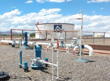 ENAP sella un acuerdo histórico: comprará crudo de Vaca Muerta por US$ 12.000 millones hasta 2033