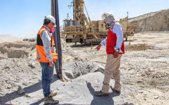 Chuquicamata reduce 40 % sus emisiones en tronaduras con amonio blue