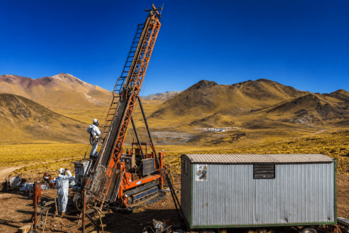 Diablillos avanza hacia la construcción y proyecta producir su primer lingote de oro en 2029